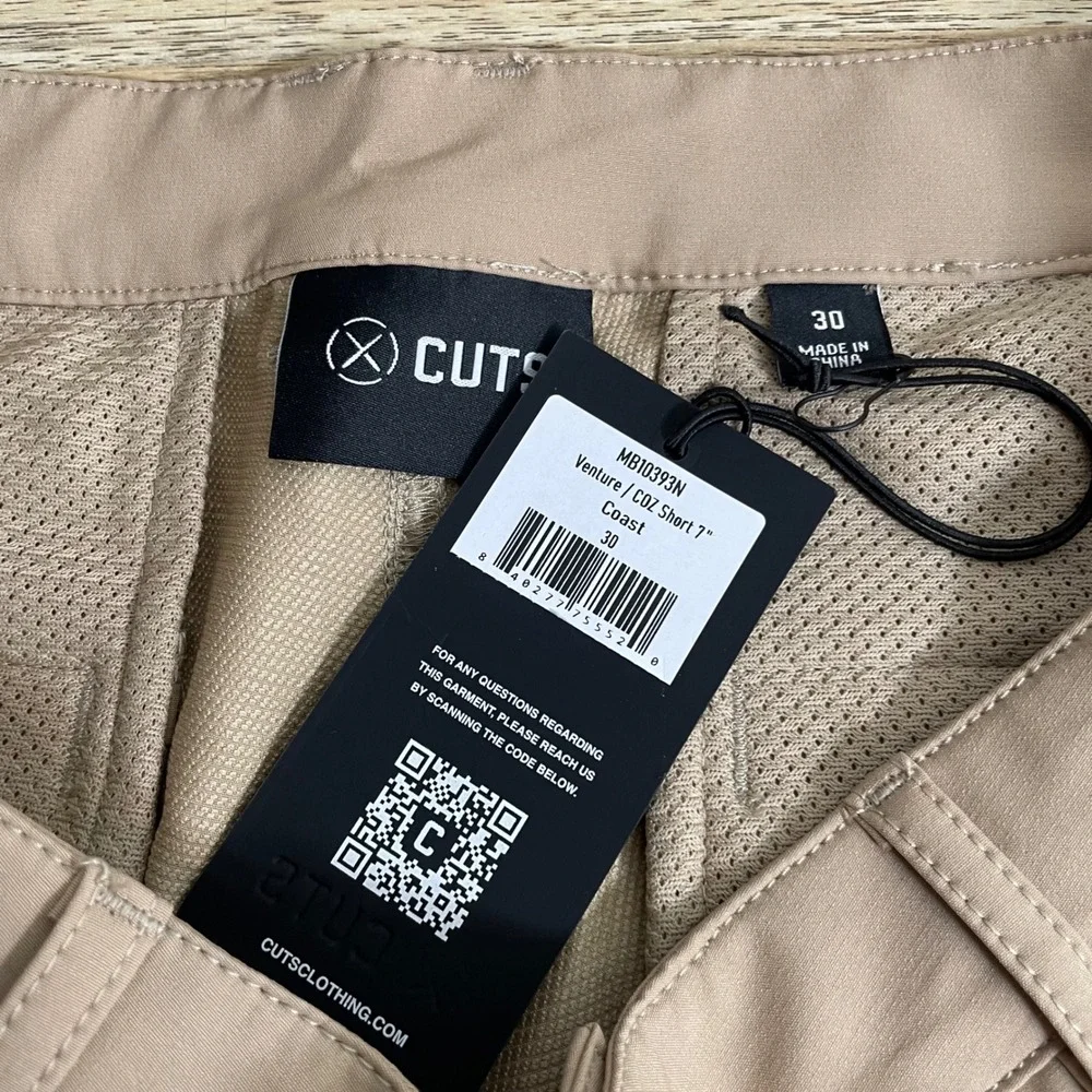 Cuts Venture COZ Short 7